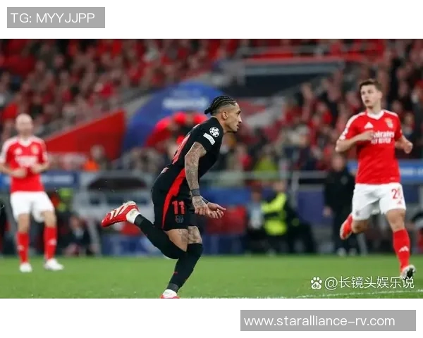 全球热度排行中的足球明星都有哪些值得关注的球员和他们的成就 全球热度排行中的足球明星都有哪些值得关注的球员和他们的成就